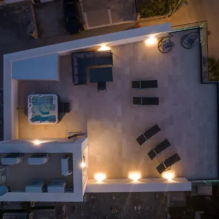 Apartment Ero On The *