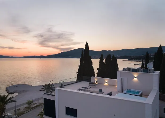 Ero On The * Trogir